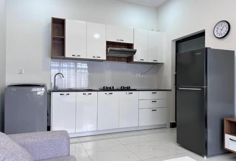 اتاق لوکس با بالکن, Lsp Hotel & Apartment