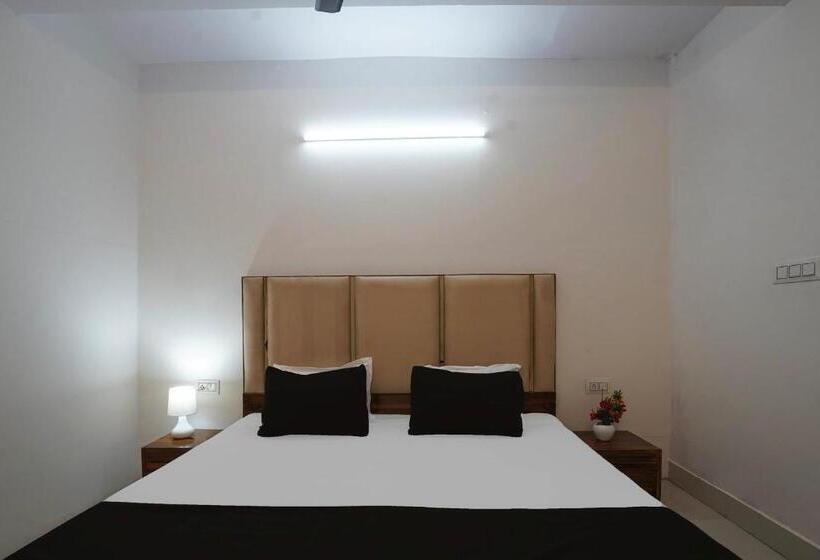 Klassiskt Trippelrum, Oyo Rk Complex