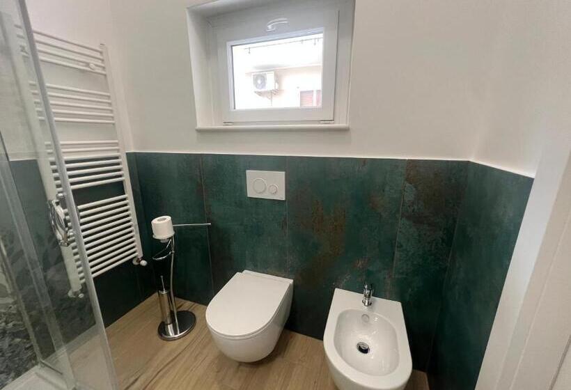 اتاق لوکس, Affittacamere Il Teatro