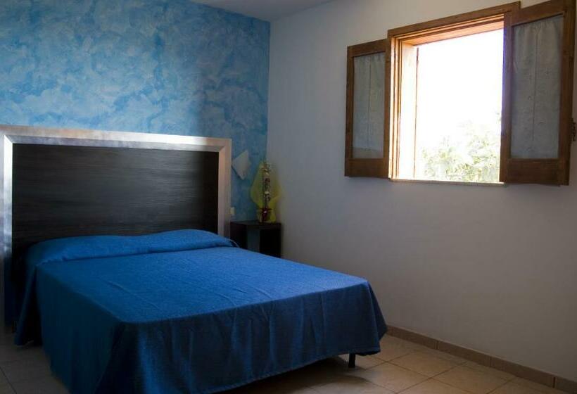 اتاق استاندارد سه نفره, B&b Villa Francesco