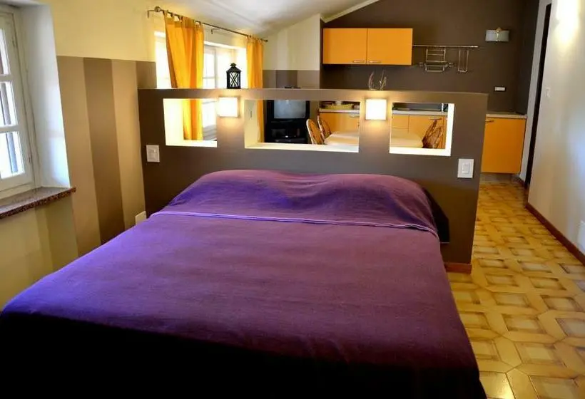Standard-huone, Al Lunario