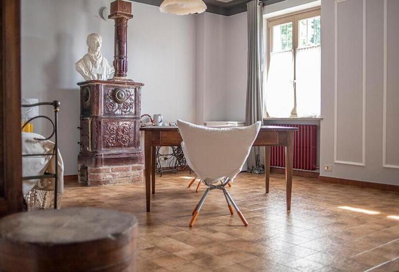 Четырехместный Номер Стандарт, Al Lunario