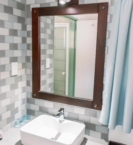 اتاق استاندارد, Okahandja Country