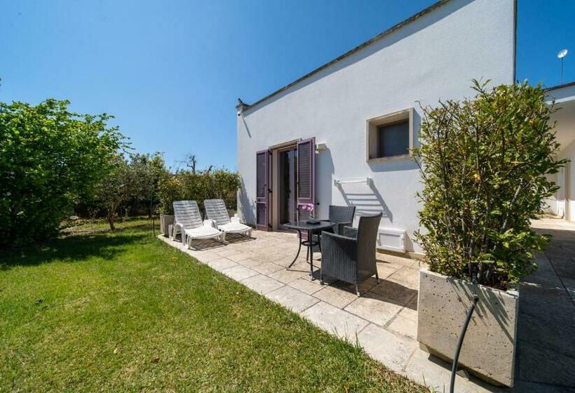 חדר סטנדרט לשלושה, Corte Dei Melograni Hotel Resort