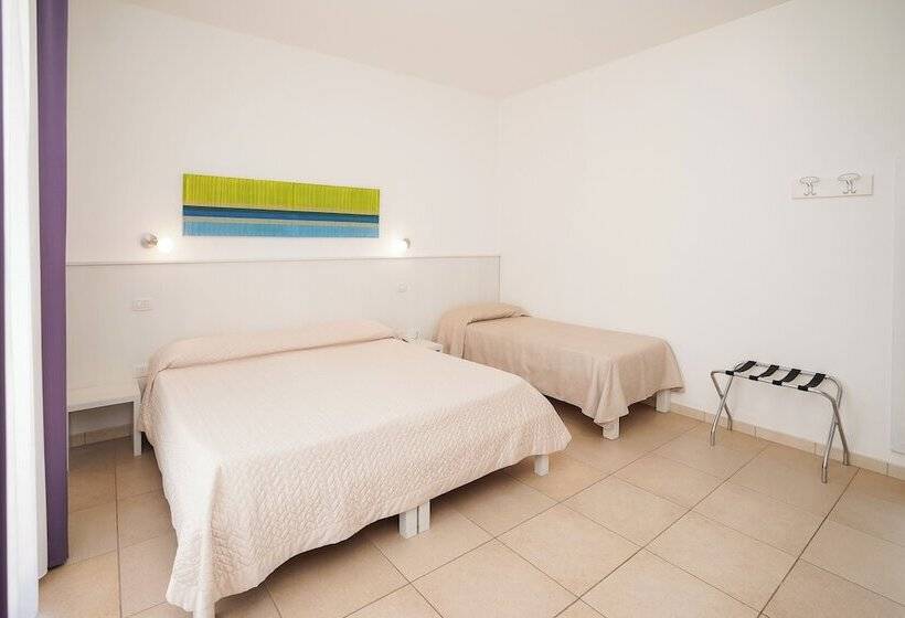 חדר סטנדרט לשלושה, Corte Dei Melograni Hotel Resort