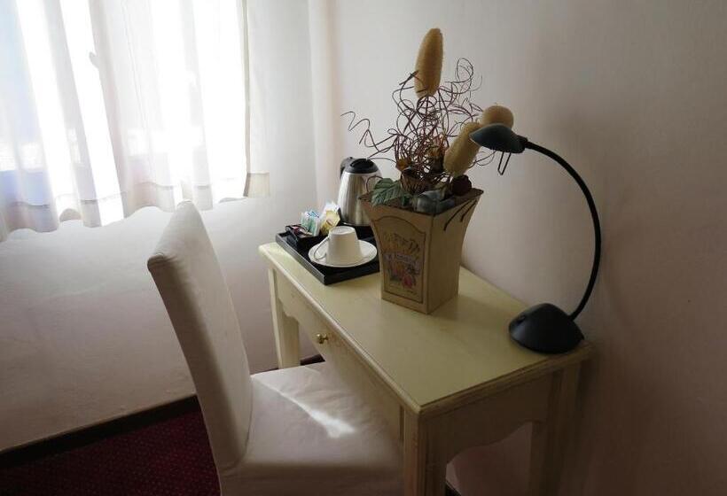 수피리어 룸, Al Soffiador