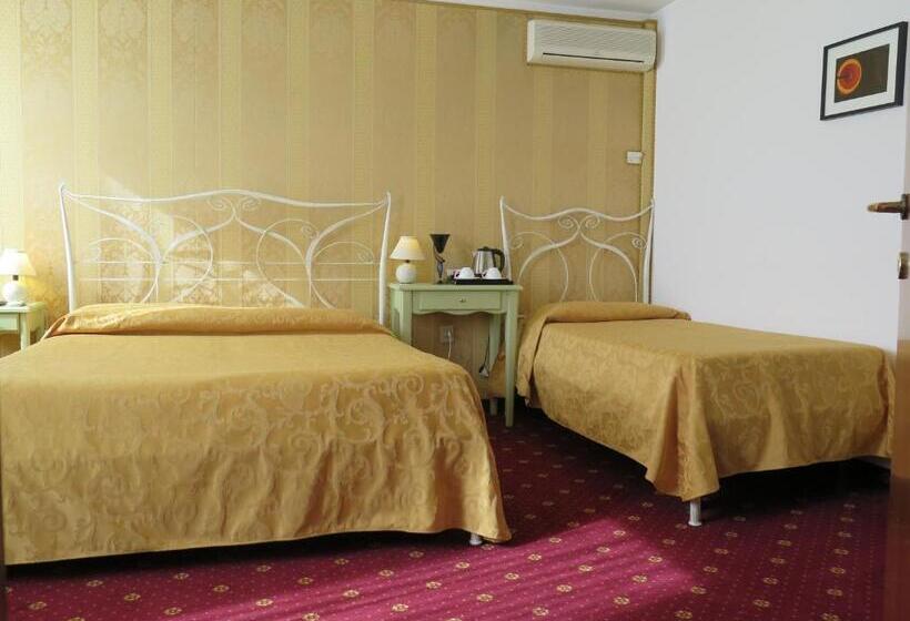 수피리어 트리플 룸, Al Soffiador