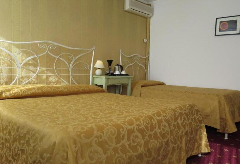 수피리어 트리플 룸, Al Soffiador