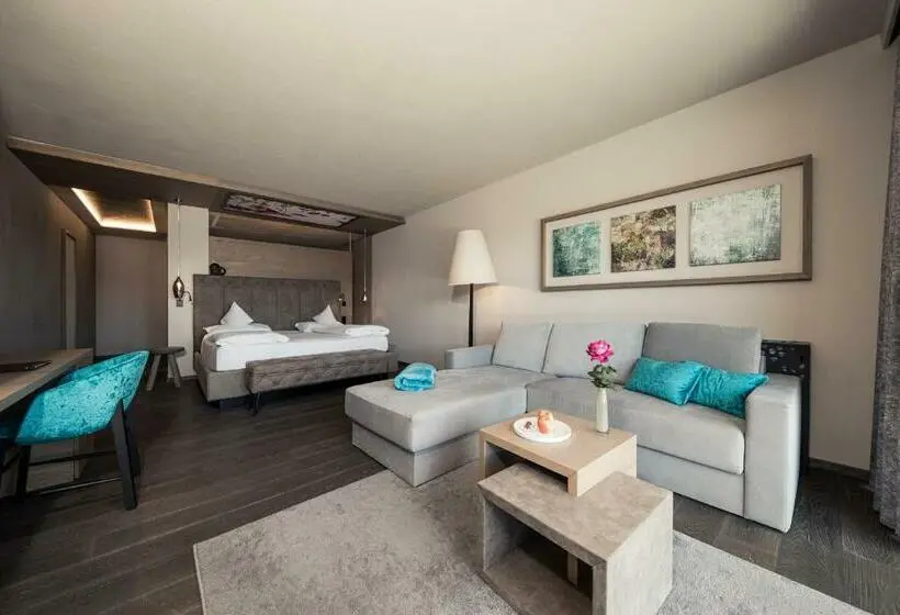 Suite with Terrace, Das Gerstl Alpine Retreat