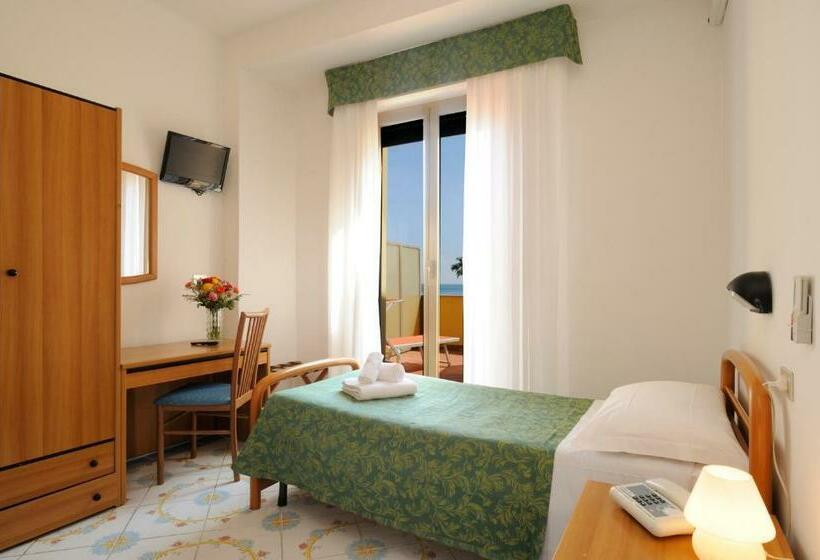 オーシャンビュースタンダードルーム, Delfino