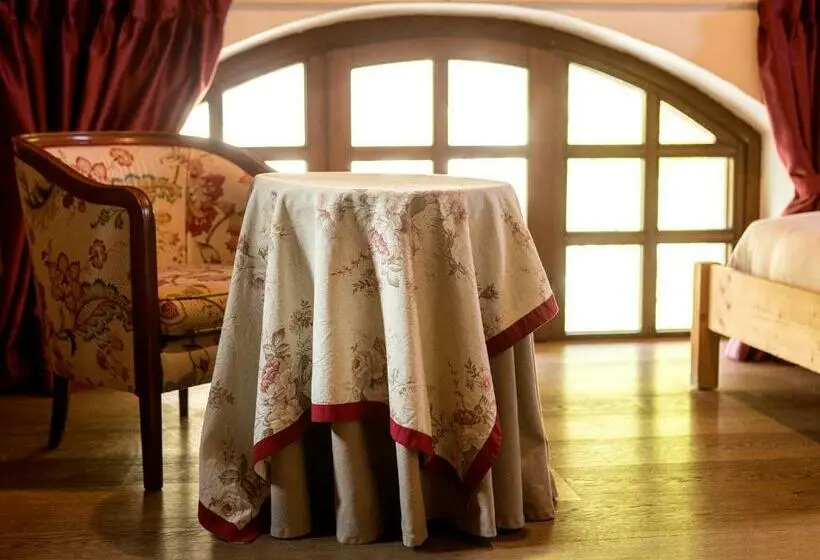 Standard Kolmen Hengen Huone, Edelhof