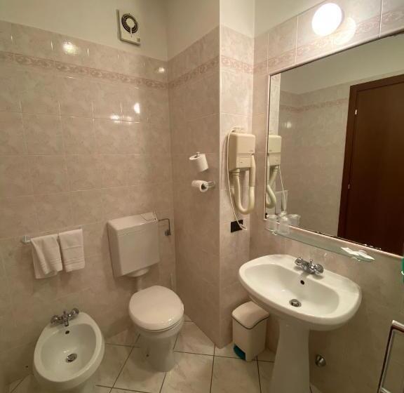 スタンダード4人部屋, Fiorentino