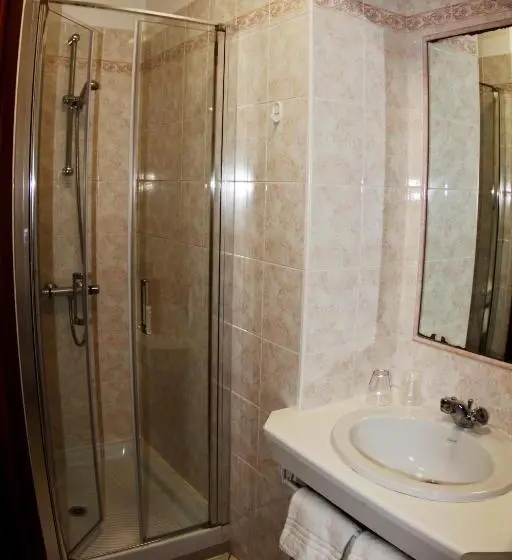 اتاق لوکس با بالکن, Fiorentino