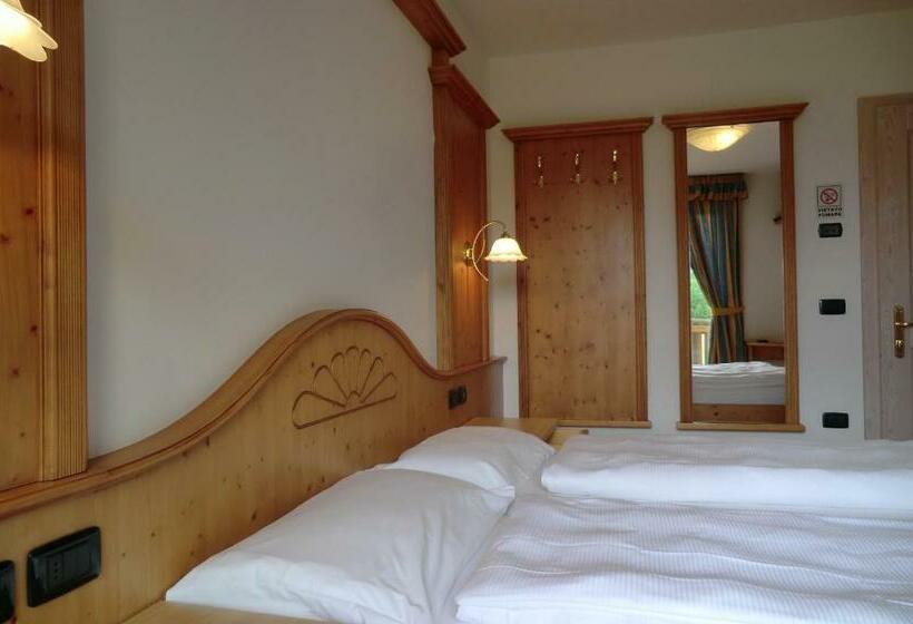 غرفة كلاسيكية, Garnì Costa Verde