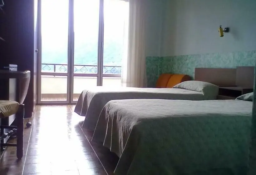 Habitació Estàndard, Glavjc