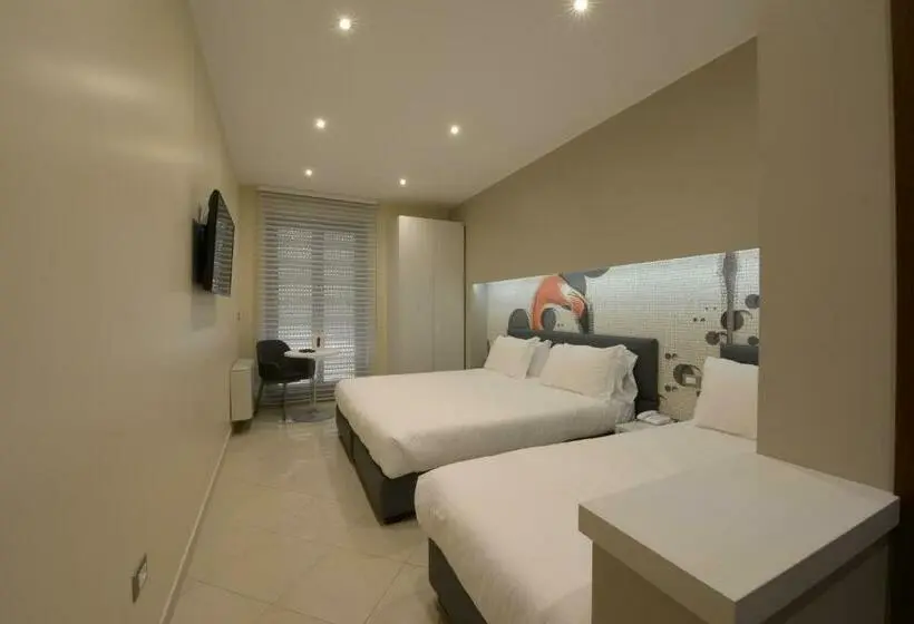 Standard Kolmen Hengen Huone, Imperiali