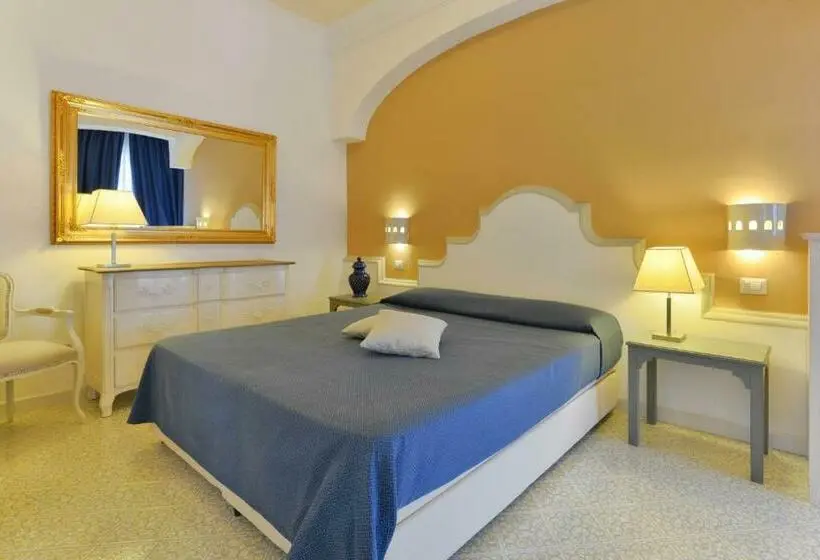 デラックススイート, La Pineta Hotel Beach & Spa