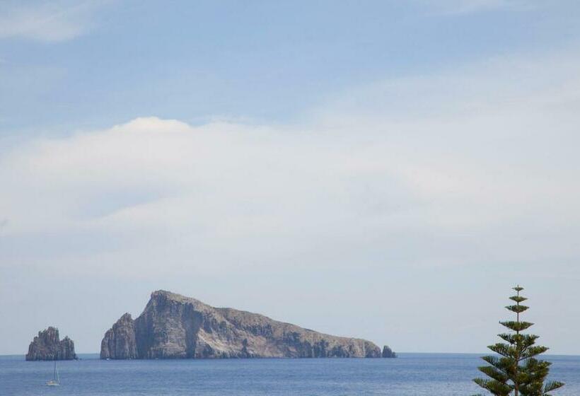 标准三人间, La Terrazza