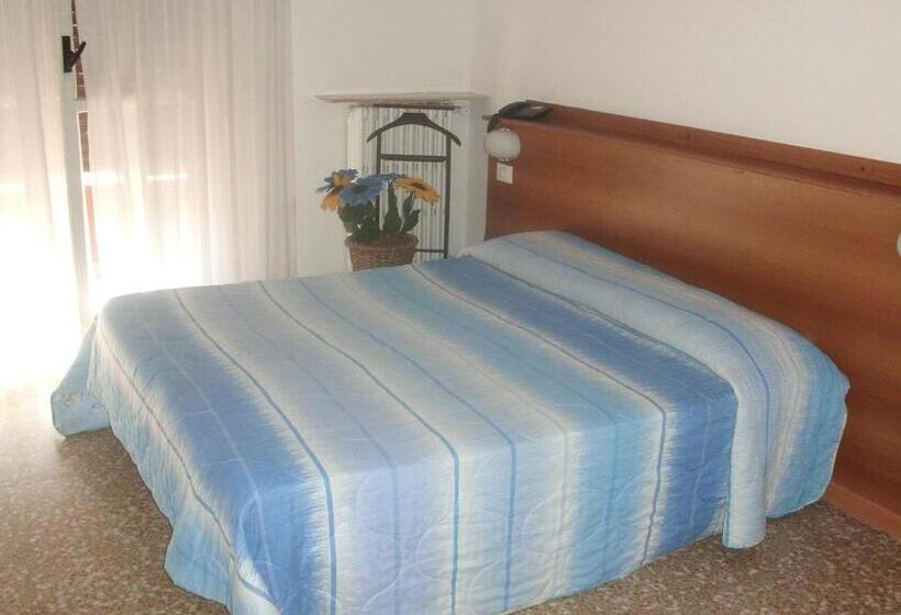 バルコニー付きスタンダードルーム, Lombardia