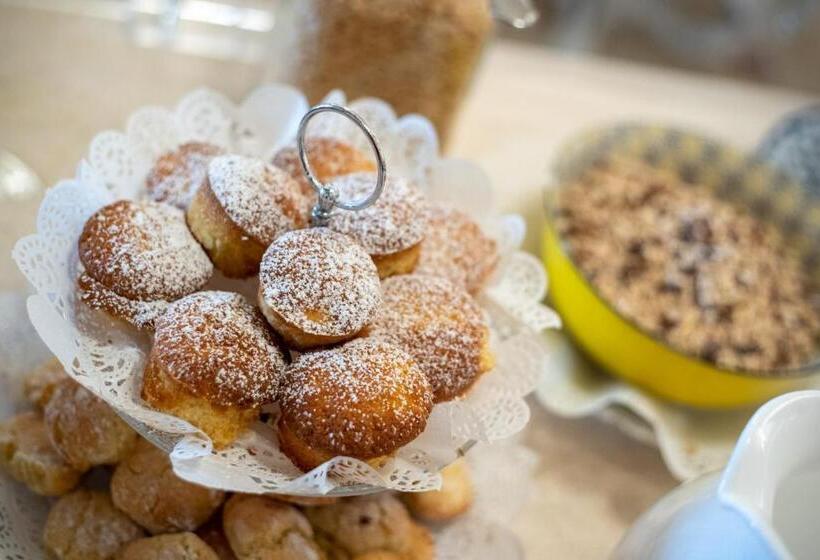 غرفة قياسية بالطابق الأرضى, Olimpia