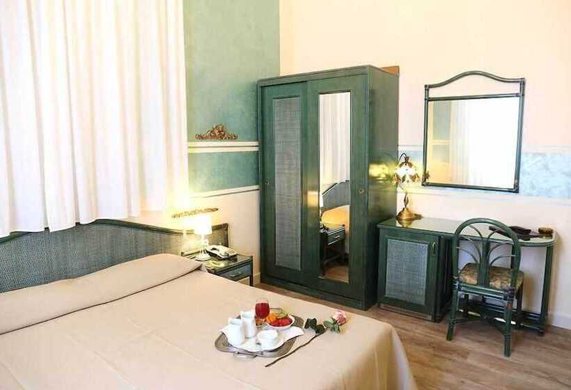 غرفة قياسية, Olimpia