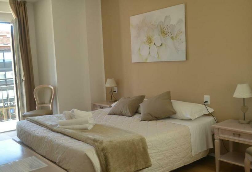 اتاق استاندارد, Rivamia