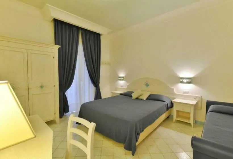コンフォートルーム, La Pineta Hotel Beach & Spa