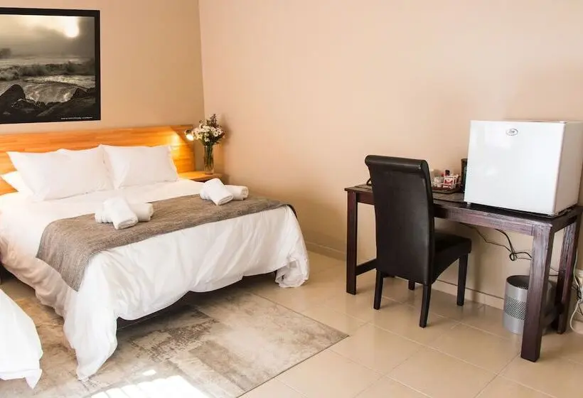 اتاق خانوادگی, Prost Hotel Swakopmund Namibia