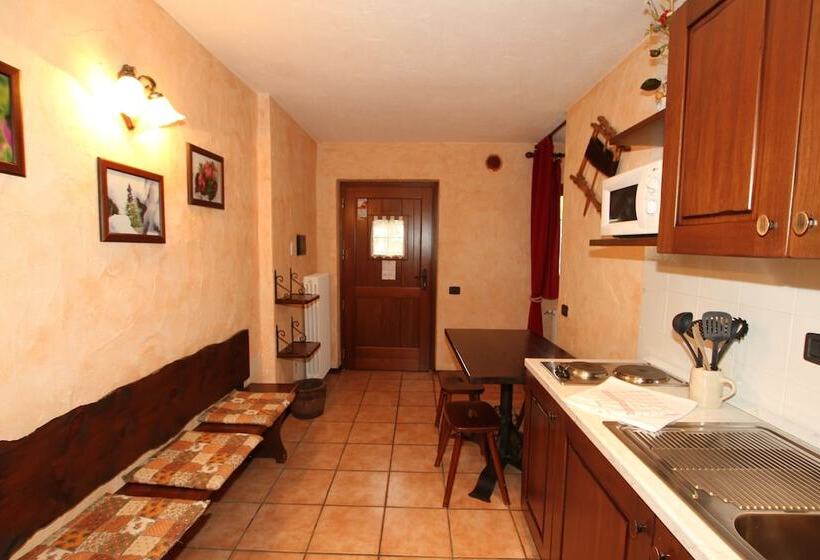 Студия Стандарт, Residence Trompel Oeil