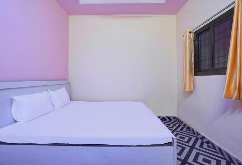 トリプルクラシックルーム, Oyo 82441 Grand Palace