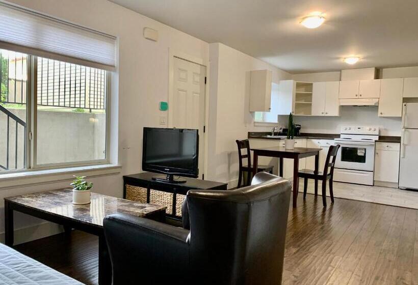 バス共有のスタンダードルーム, Spacious Burnaby Guest Home