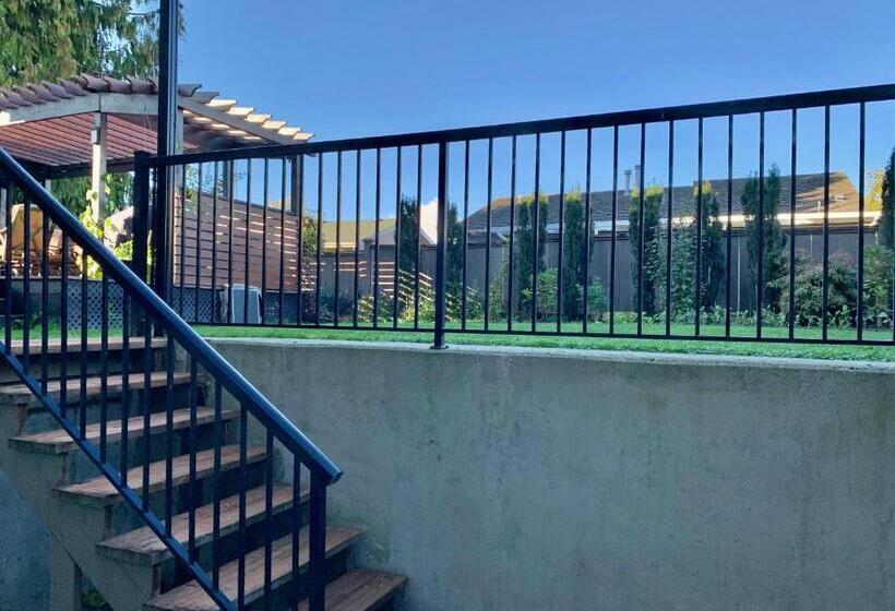 バス共有のスタンダードルーム, Spacious Burnaby Guest Home