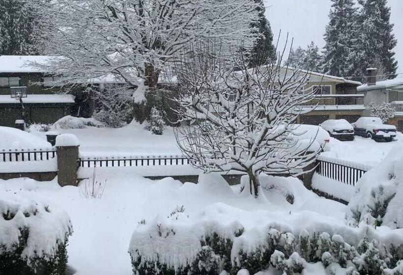 バス共有のスタンダードルーム, Spacious Burnaby Guest Home