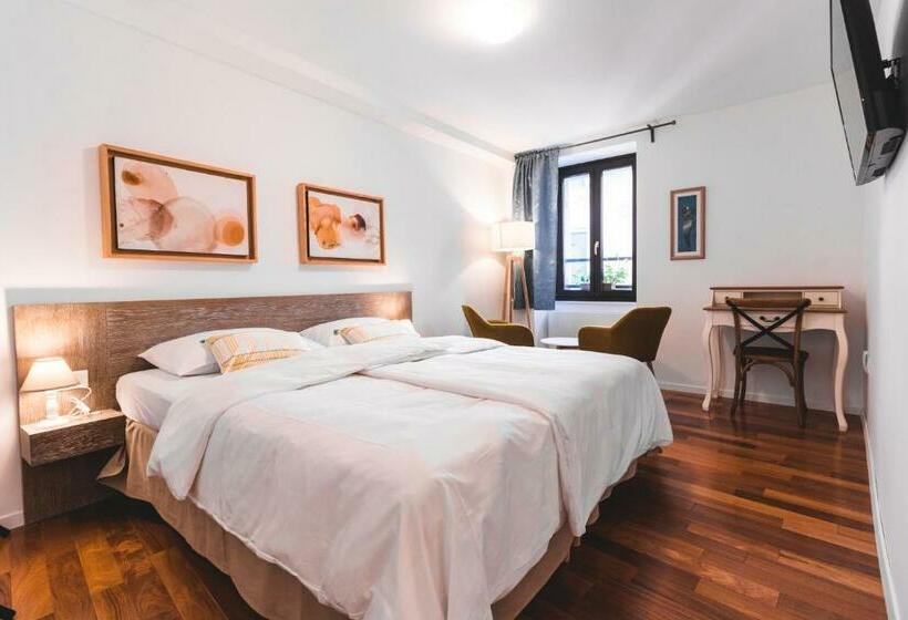 اتاق راحتی, Second Life In Piran   Hotel Zala Piran