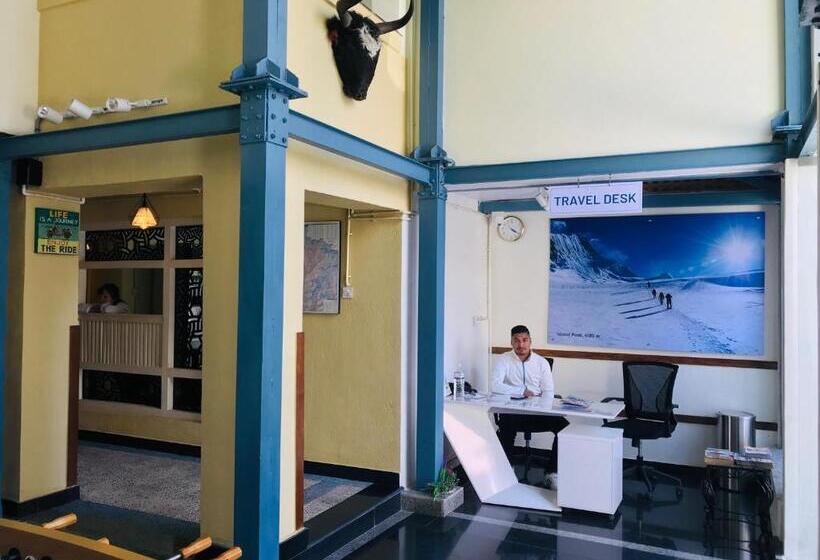 تختخواب در اتاق مشترک, Alobar1000 Hostel