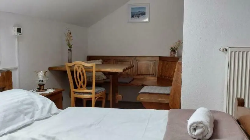 اتاق استاندارد, Bed And Breakfast Mili Vrh