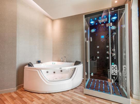 סוויטה, Aronani