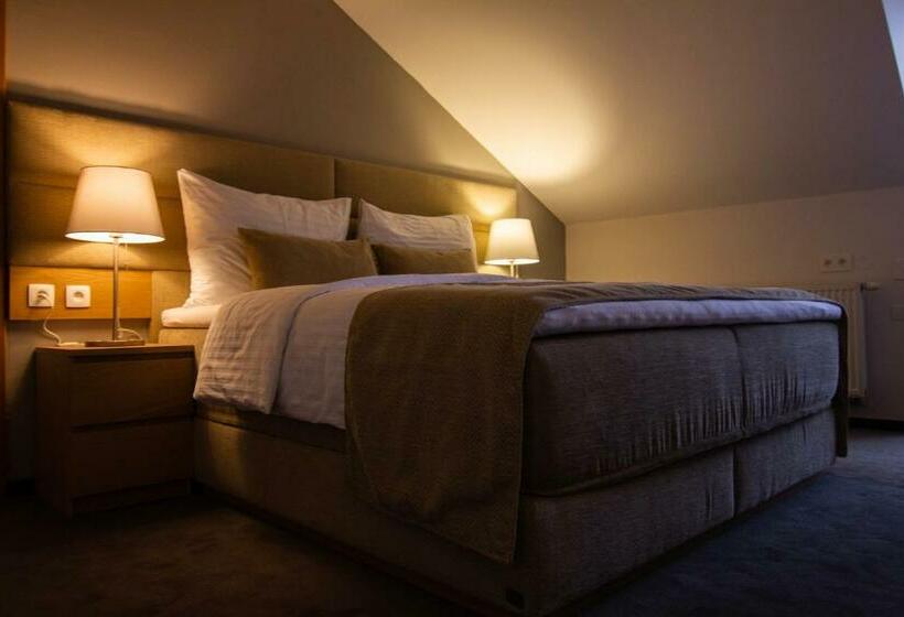 クラシックスイート, Marathon