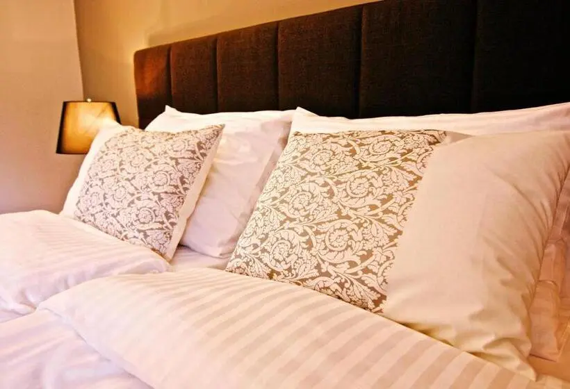 Standard-huone, Marathon