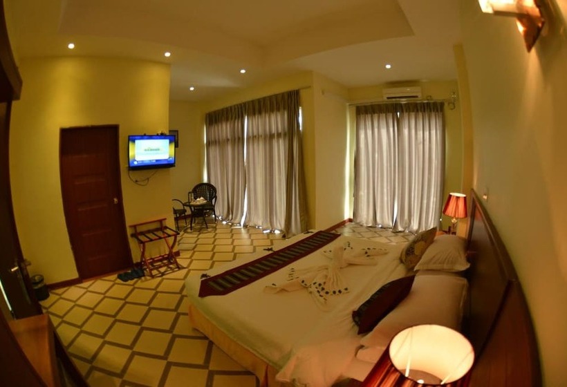 اتاق سوپریور, Ocean Blue Ngwe Saung Beach