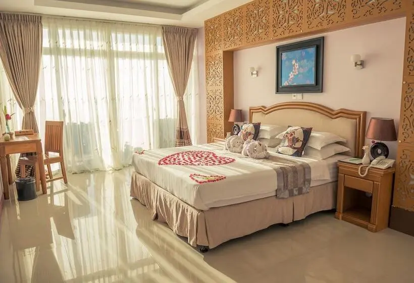 بانگلوی استاندارد 2 خوابه, Ocean Blue Ngwe Saung Beach