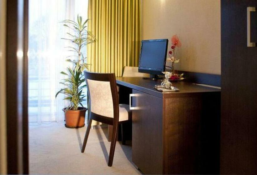 スタンダードルーム, River