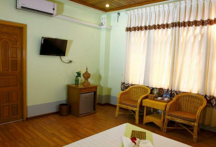 اتاق استاندارد یک نفره, Sandalwood