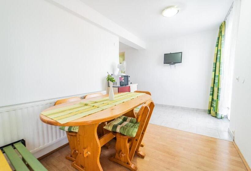 آپارتمان 2 خوابه, Panorama B&b