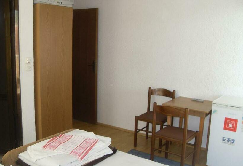 اتاق استاندارد, Residence Krstanoski