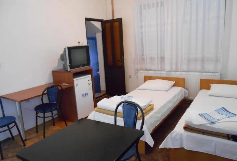 Chambre Quadruple Standard, Residence Krstanoski
