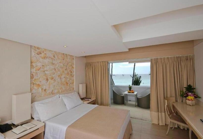 Pokój Deluxe, Estacio Uno