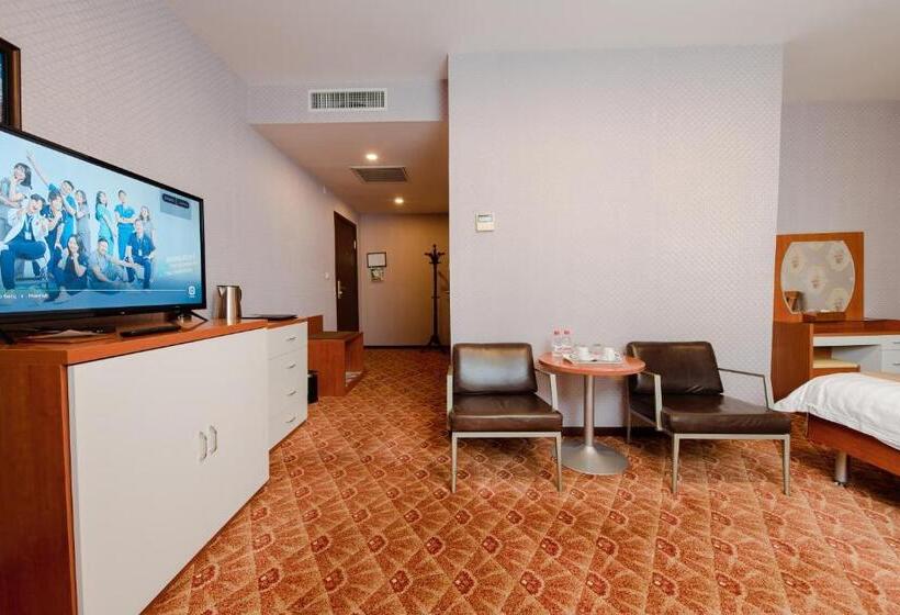 سوییت, Springs Hotel Ulaanbaatar