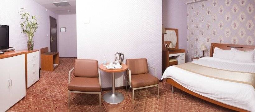سوییت, Springs Hotel Ulaanbaatar
