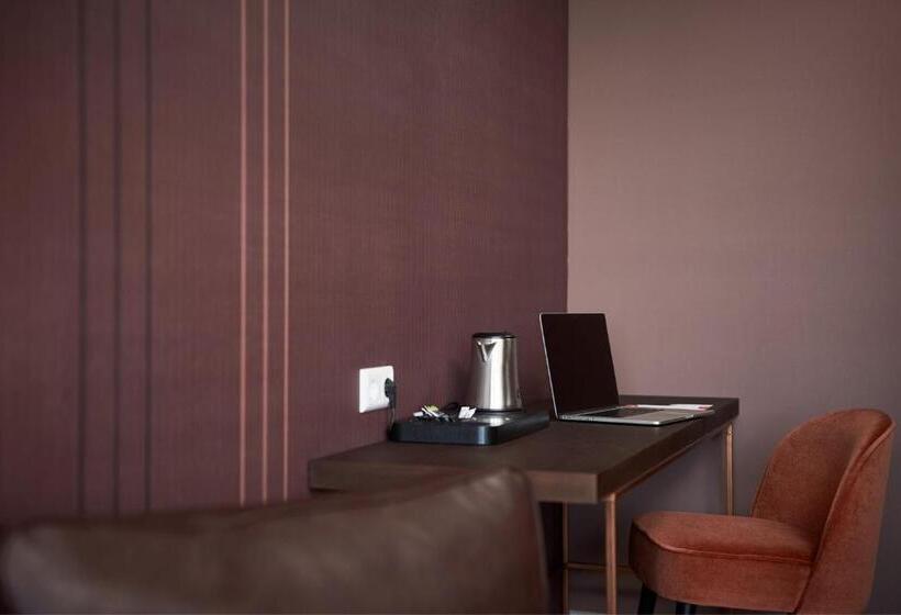 スタンダードトリプルルーム, Corendon Amsterdam Schiphol Airport, a Tribute Portfolio Hotel